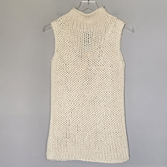 NWT The Limited Chunky Hand Knit 100% Cotton Sleeveless Cream Mock Neck Sweater - Picture 2 of 7
